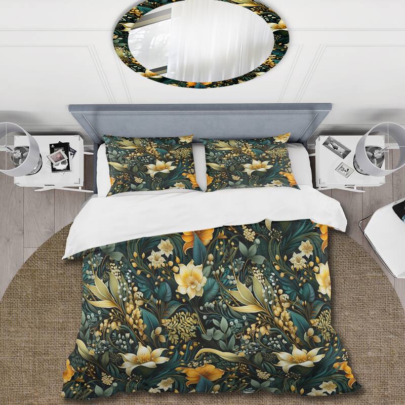 Designart "Contemporary Nature Paisley Botanic Pattern" glam bedding